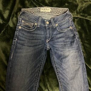 Ariat Women's straightcut Jeans in Classic Blue